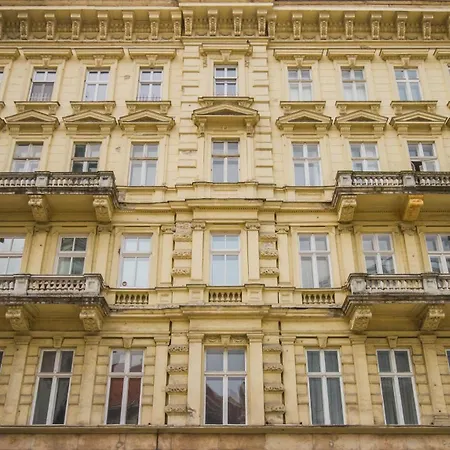 Szervita Supreme W Ac By Nw Apartment Budapest