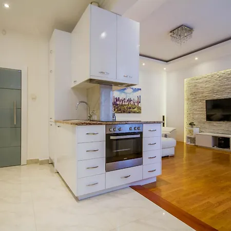 Szervita Supreme W Ac By Nw *